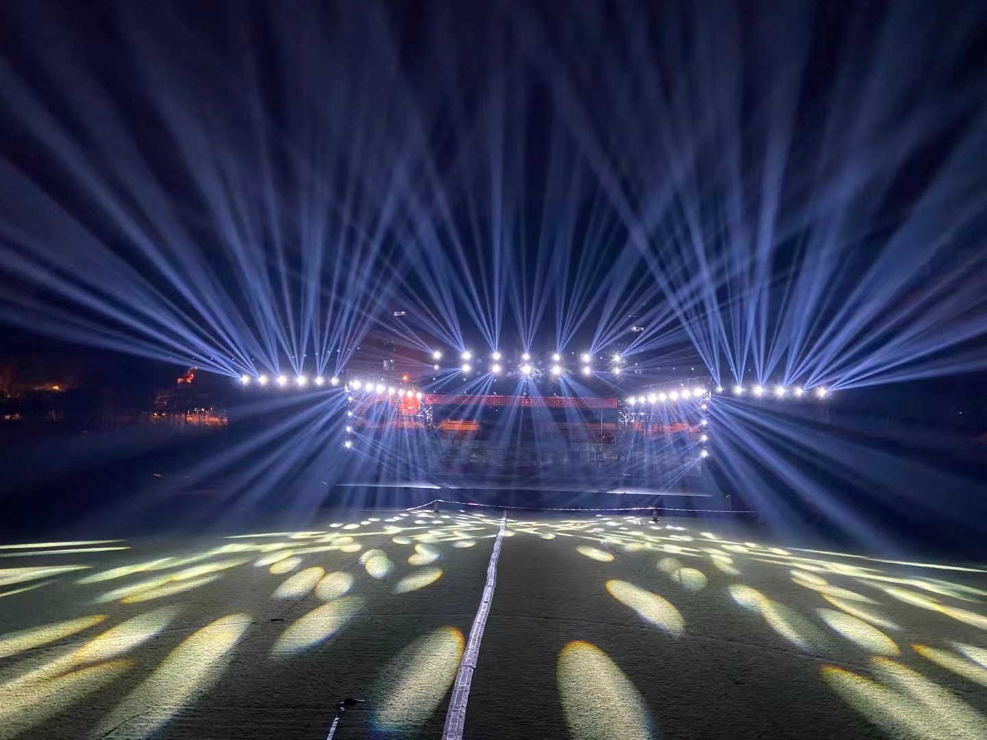 吸引更多的舞臺租賃客戶靠什么？