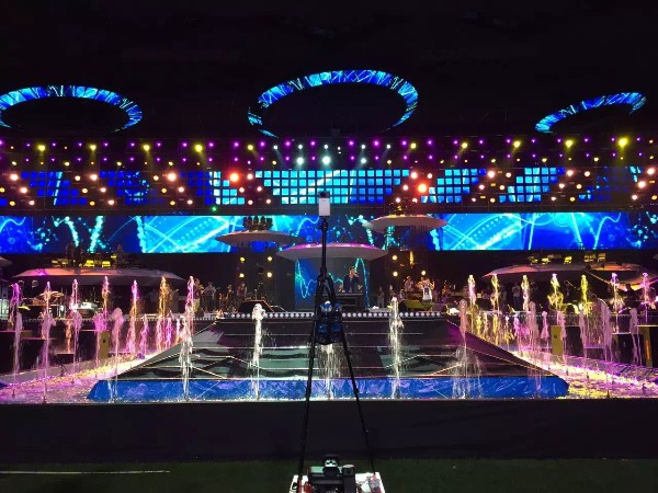 詳解如何用正確的方法選擇到好的舞臺燈光租賃公司