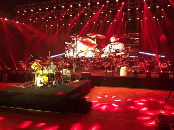 如何搭配舞臺音響設備租賃公司來幫忙