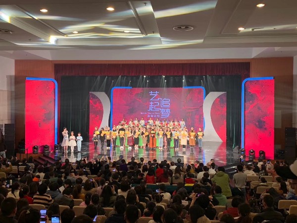 專業(yè)舞臺搭建服務(wù)公司告訴你音響租賃的哪些事兒