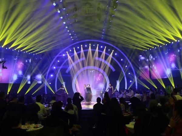 客戶(hù)您知道舞臺(tái)租賃行業(yè)存在的陷井嗎？