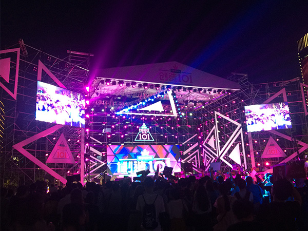 舞臺背景搭建，會議背景板制作及搭建的注意事項！