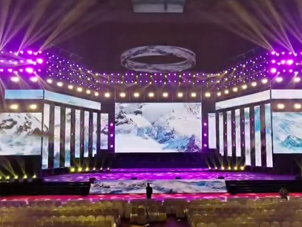 寧波燈光租賃公司擇優(yōu)助力跨年晚會(huì)