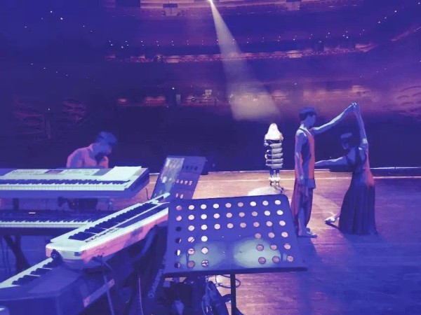 為什么同一地區(qū)燈光租賃價格相差較大？