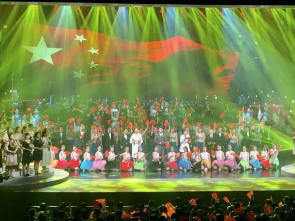 禮贊新中國(guó)，奮進(jìn)新時(shí)代燈光租賃案例