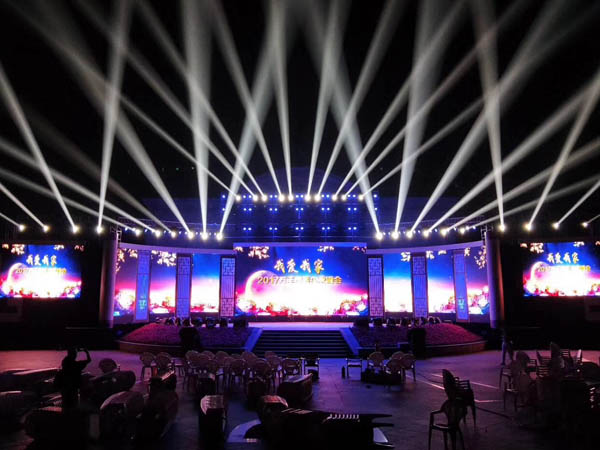 大型活動的舞臺燈光租賃價格影響因素?