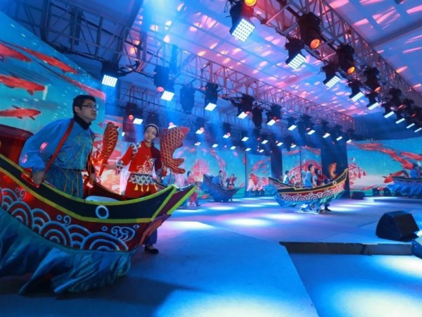 了解旺季租賃舞臺(tái)燈光設(shè)備節(jié)約成本方法