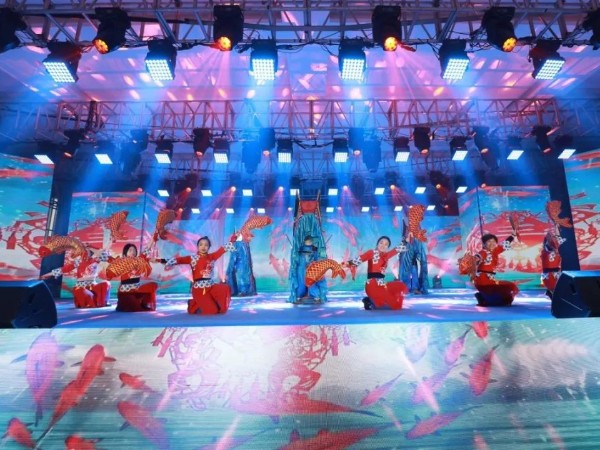 大舞臺晚會屏幕燈光設(shè)備租賃合適商家挑選標(biāo)準(zhǔn)