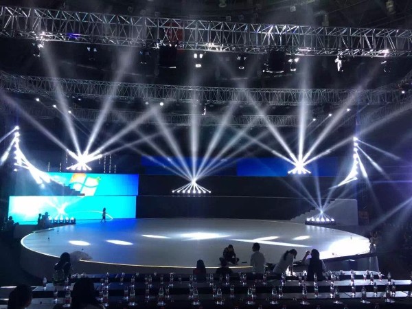 2020年舞臺設(shè)備租賃價(jià)格趨勢