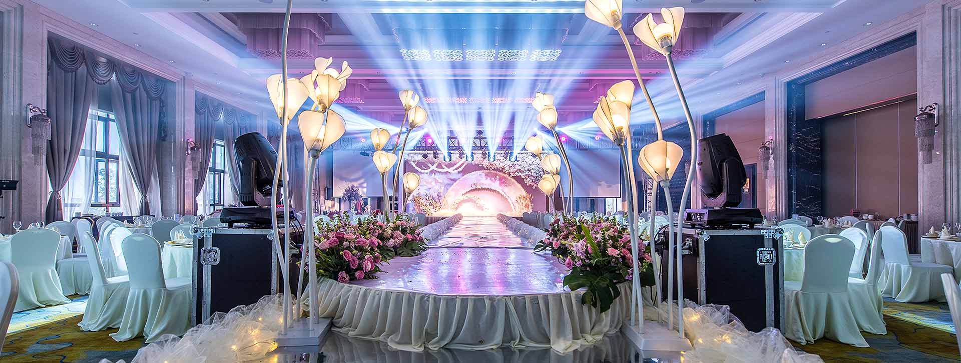 寧波洲際大酒店婚慶舞臺(tái)燈光音響租賃案例 寧波洲際大酒店婚慶舞臺(tái)燈光音響租賃案例