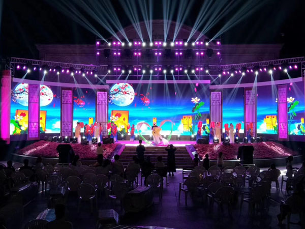 懂得舞臺燈光租賃設(shè)備的保養(yǎng),延長10年